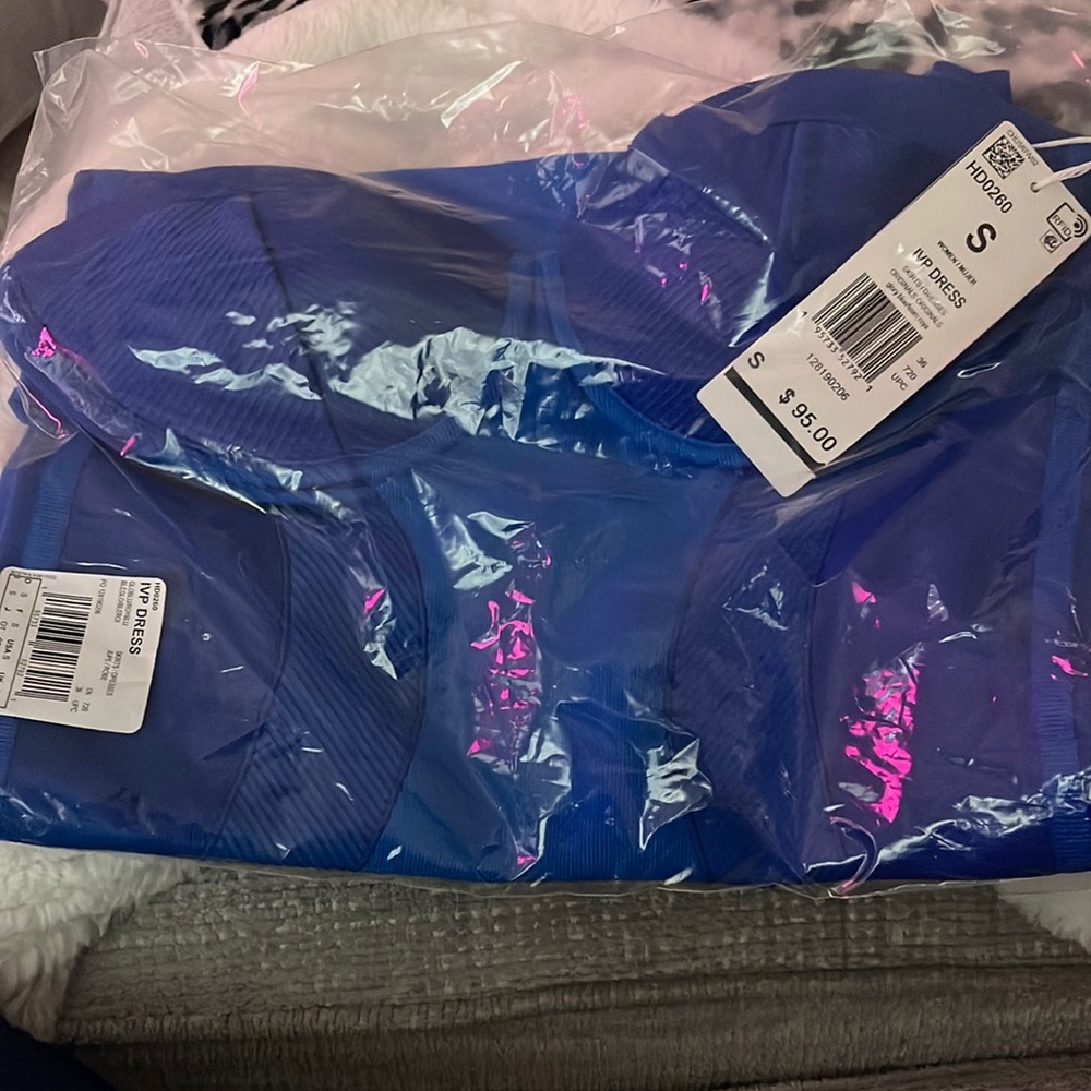 Ivy Park Adidas MIDI dress!!